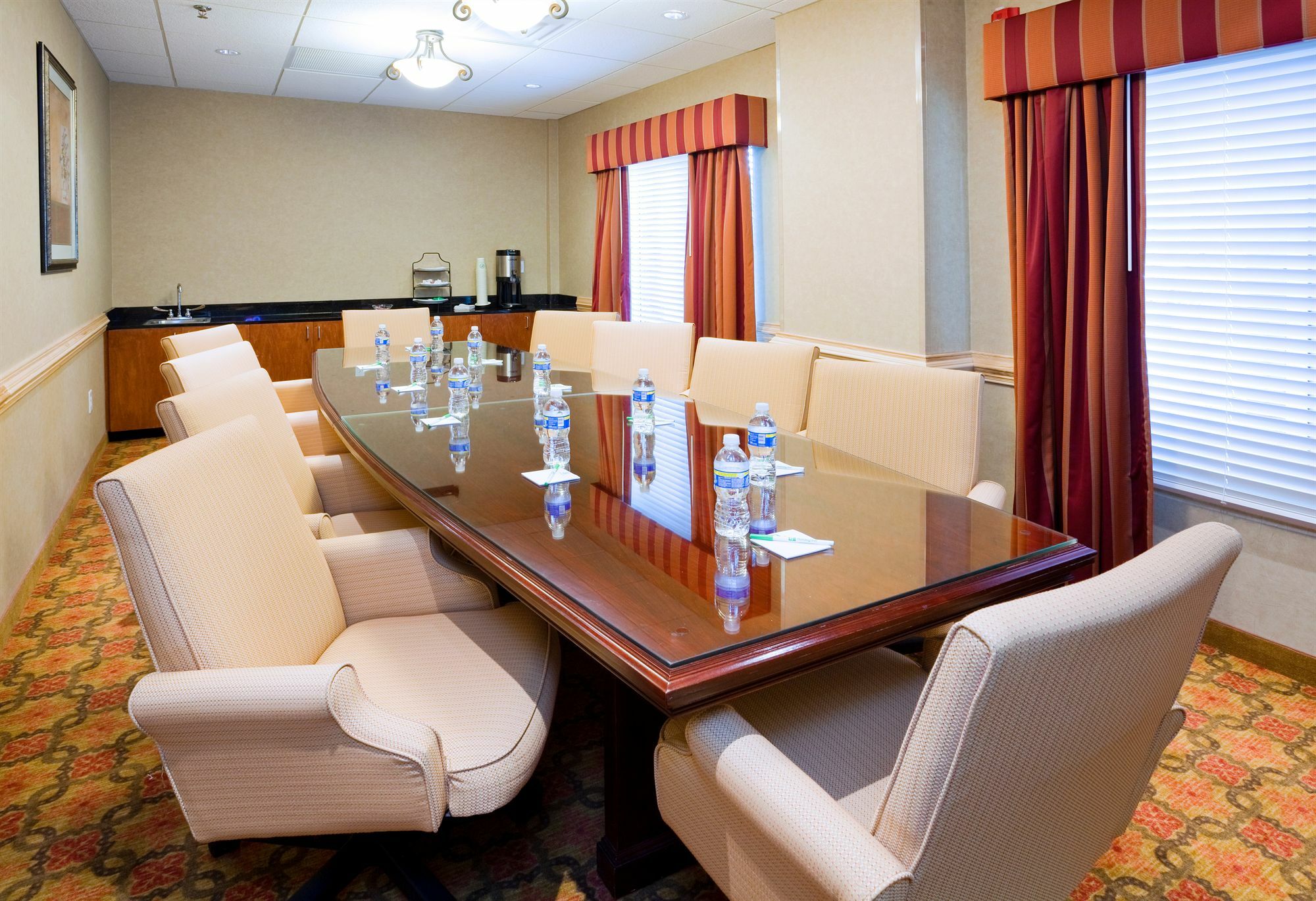 Comfort Suites Downtown Windsor Eksteriør bilde