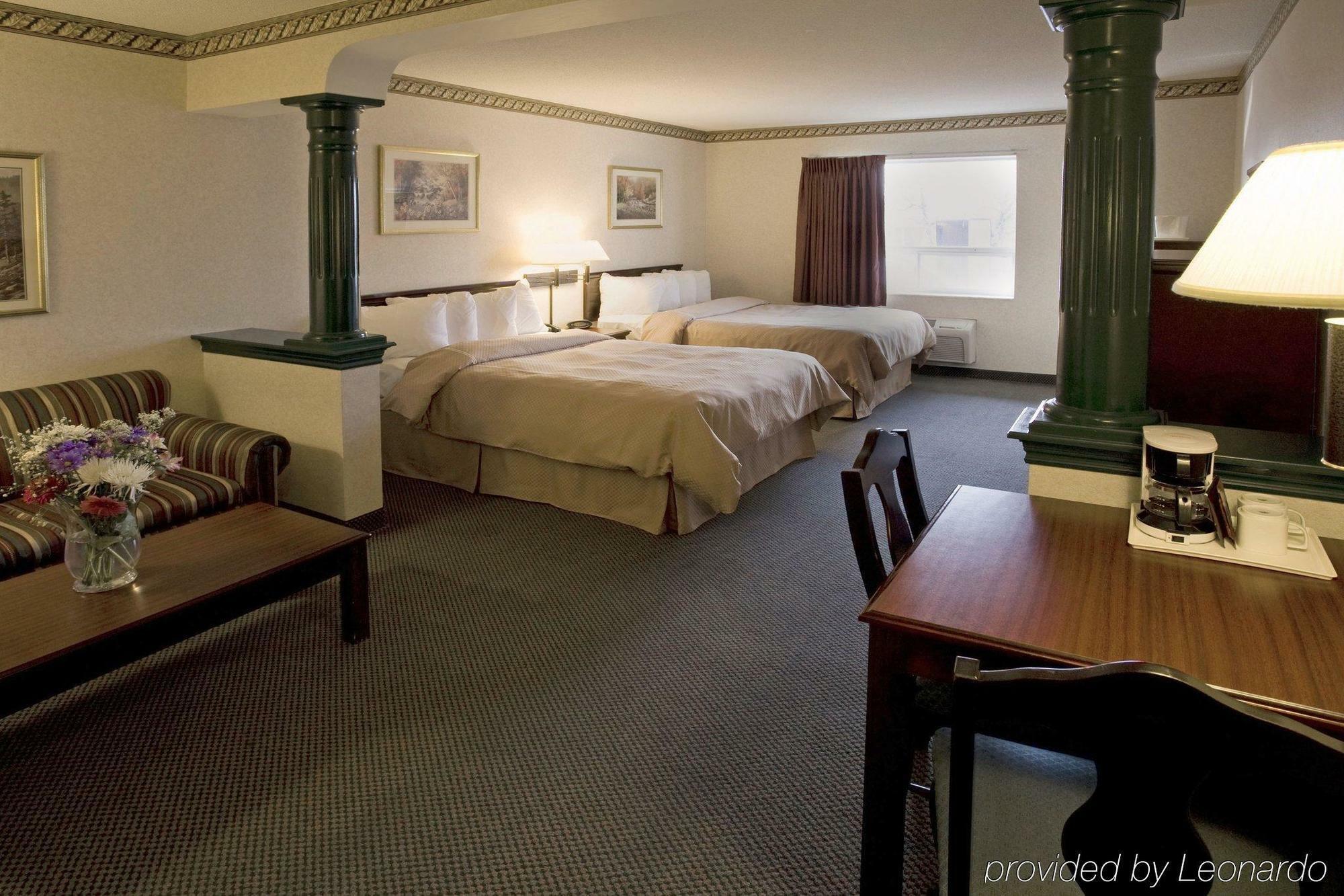 Comfort Suites Downtown Windsor Eksteriør bilde