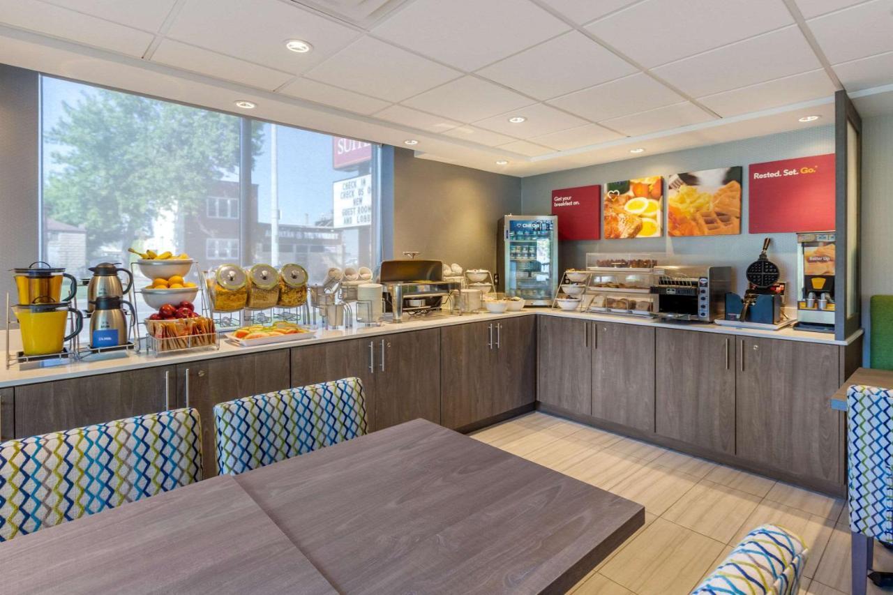Comfort Suites Downtown Windsor Eksteriør bilde